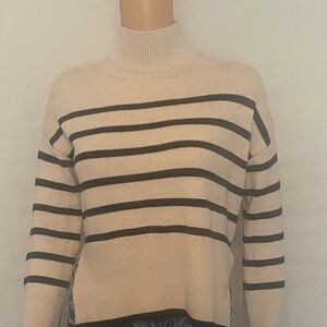 Sincerely Jules sweater size XSmall pre owned
